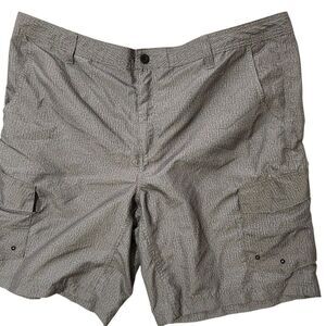 Magellan Shorts Water Repellent Size 42 Gray Color Lightweight Cargo Pockets
